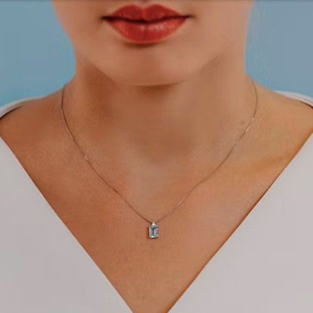 Collana in Oro 18kt con acquamarina e diamante