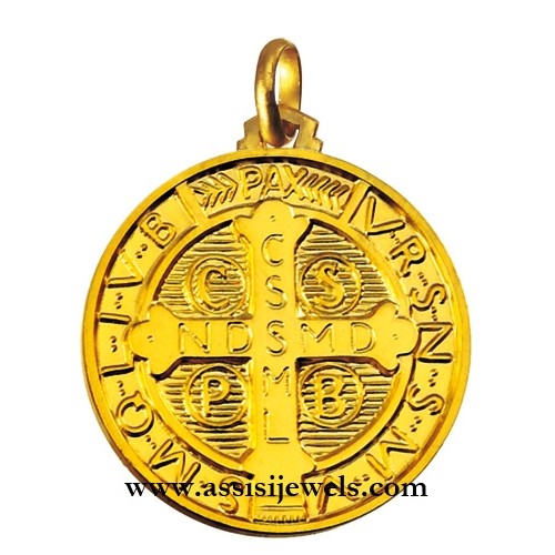 18 kt gold Saint Benedict medal