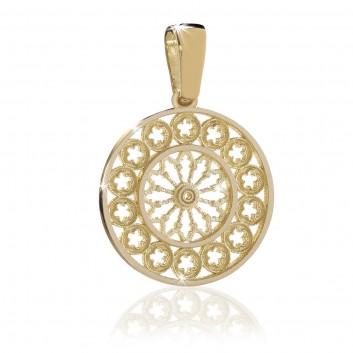 Yellow gold rose window pendant