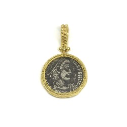 Fabula etrusca 18 kt gold pendant