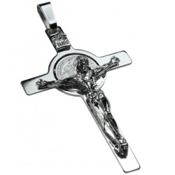 18 kt gold Saint Benedict cross